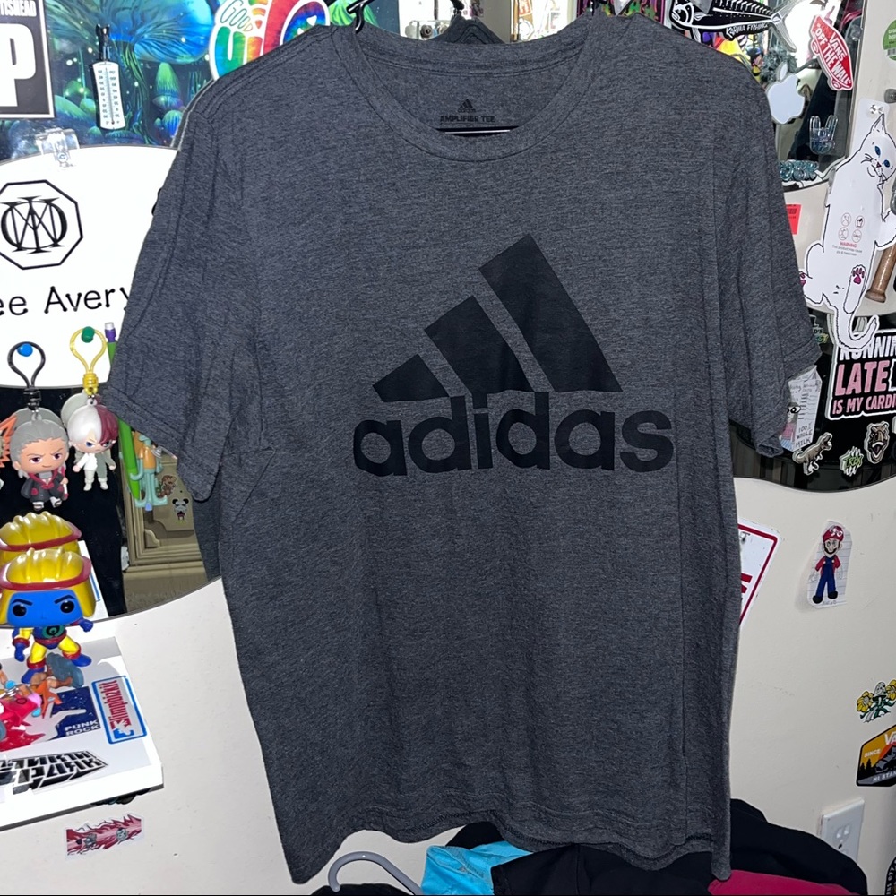 Mens Lg Adidas Amplifier Black and grey tee great condition